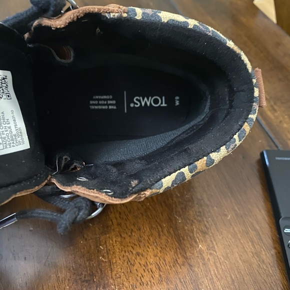 Nwt Toms hiking boot - Picture 6 of 9